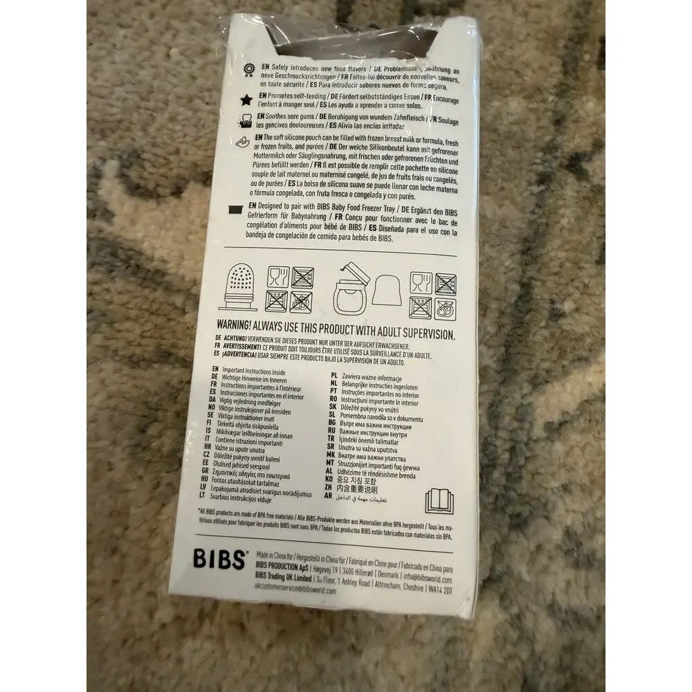 BIBS Baby Feeder with 1 Silicone Nipple, Compatible Freezer Tray, Gray NIB